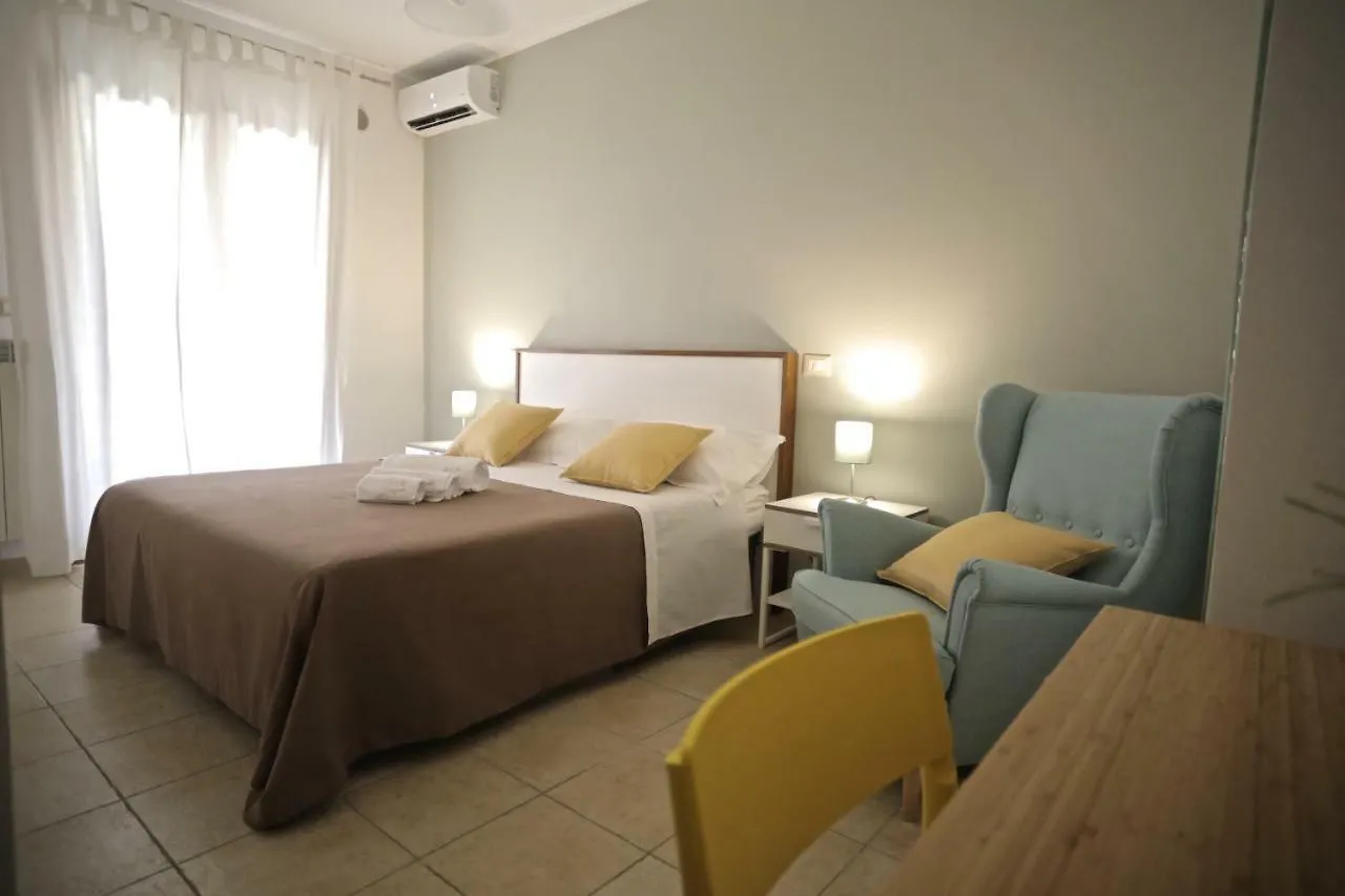 Il Viaggiatore B&B Lecce 0*,  Italy