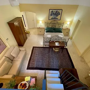  Bed & Breakfast 4 Balconi Rooms- Dimora Arditi