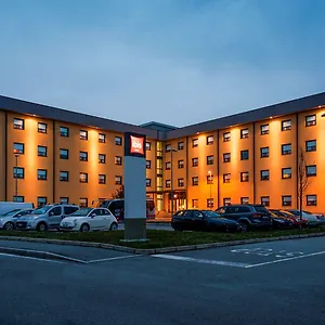 Ibis Milano Malpensa 3*, Cardano Al Campo Italia