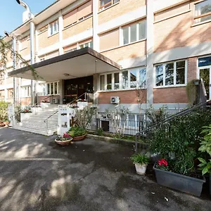 Casa Per Ferie Opera Don Calabria 3*, Roma Italia
